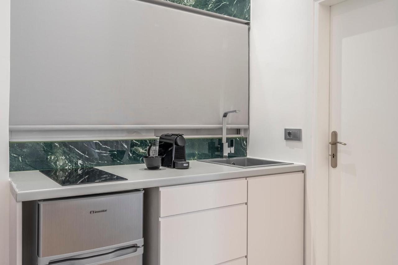Luxury Studio Apartment Next To The Acropolis Atene Esterno foto